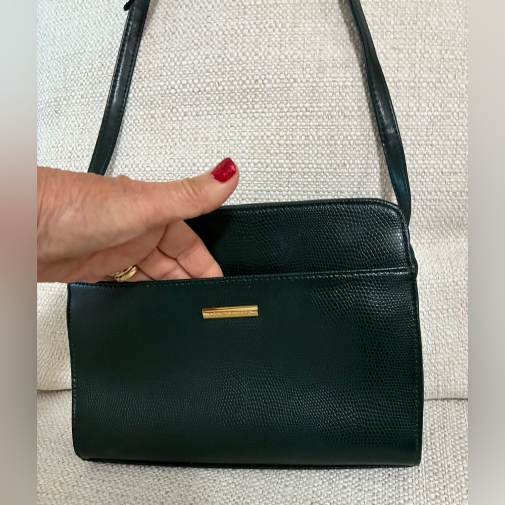 Vintage EUC Liz Claiborne Crossbody/Shoulder Bag Forrest Green - Picture 2 of 11